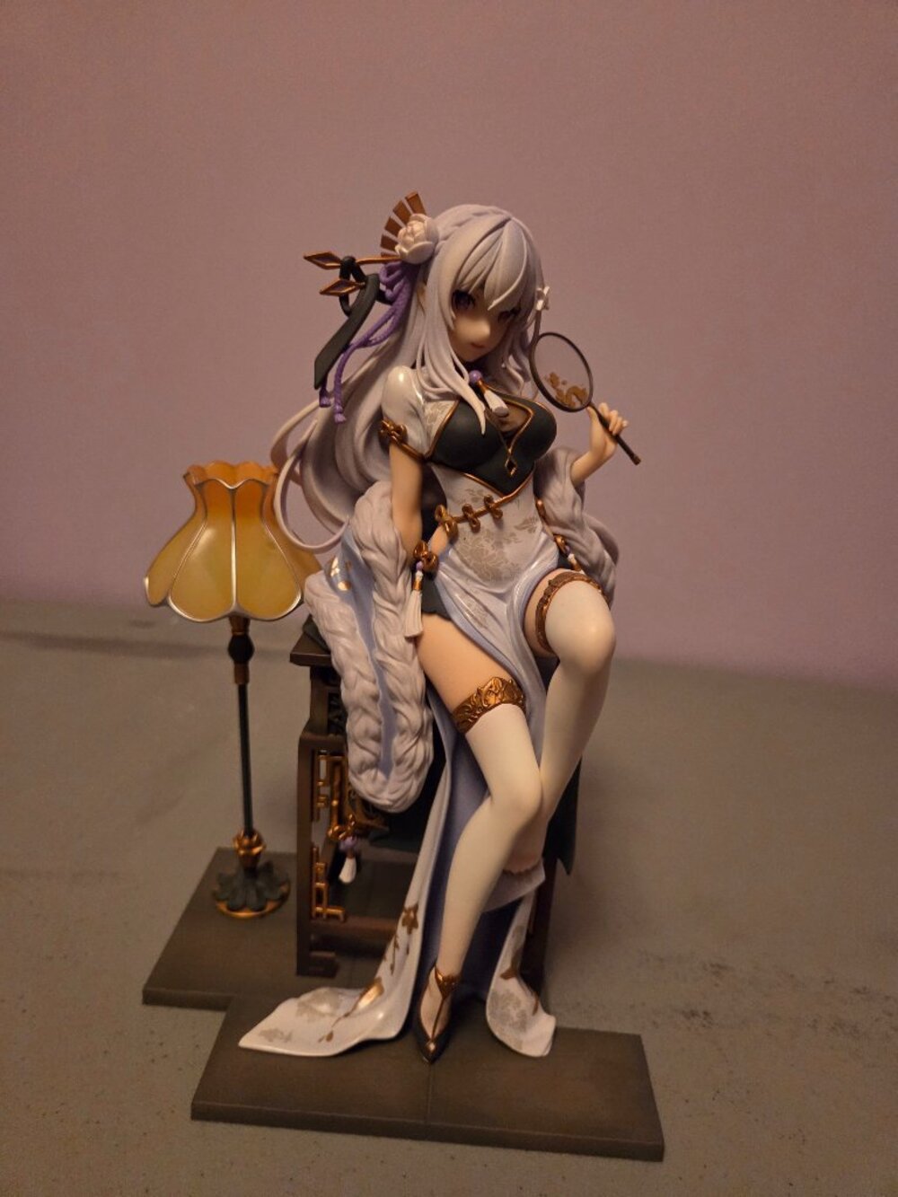 Re: Zero Emilia Graceful beauty 1/7th scale figure by Kadokawa